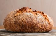 Homemade Dutch Oven Bread