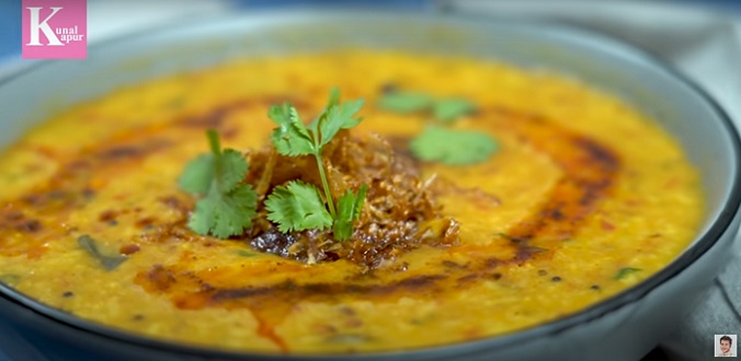 dal-khichdi-simple-and-healthy-vegetarian-recipe